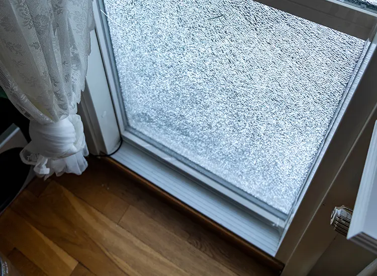 cracked glass replacement Belleville IL