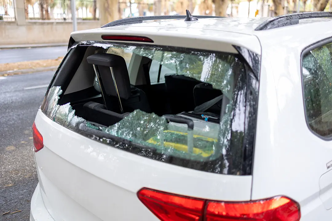 auto rear glass replacement